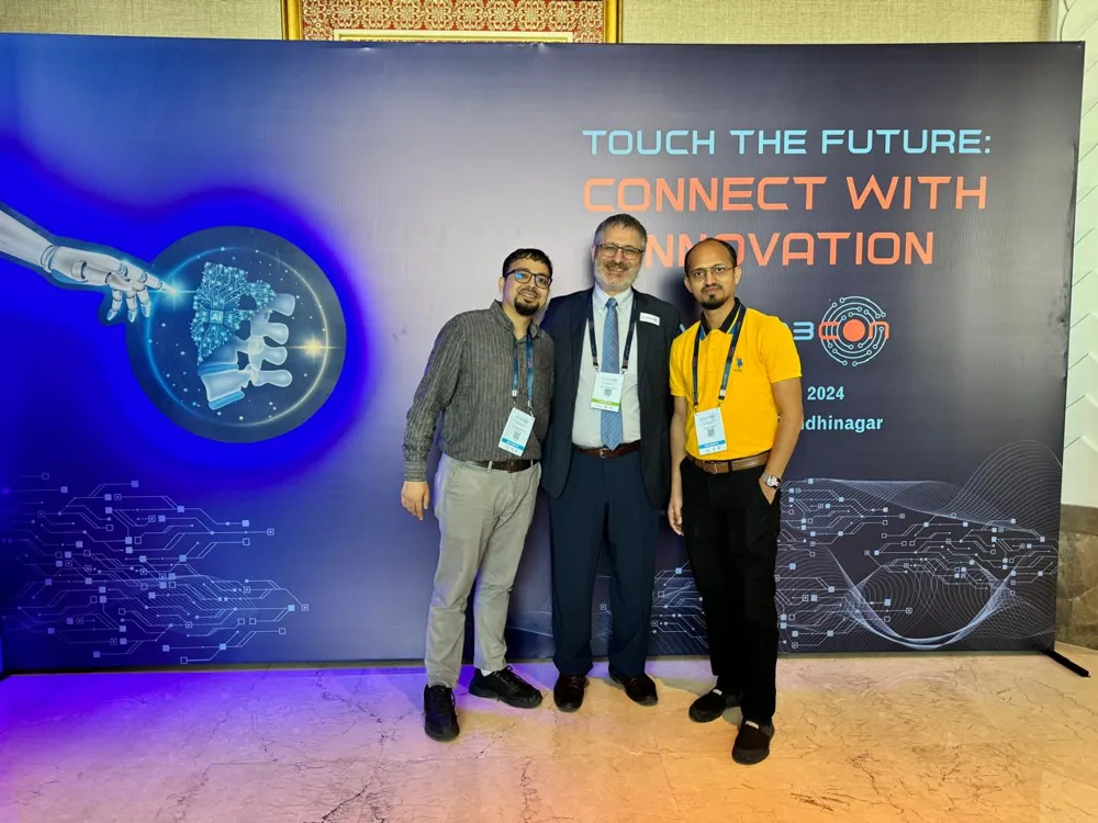 Dr. Abu Akrama at an innovation exhibit, SICOT World Congress